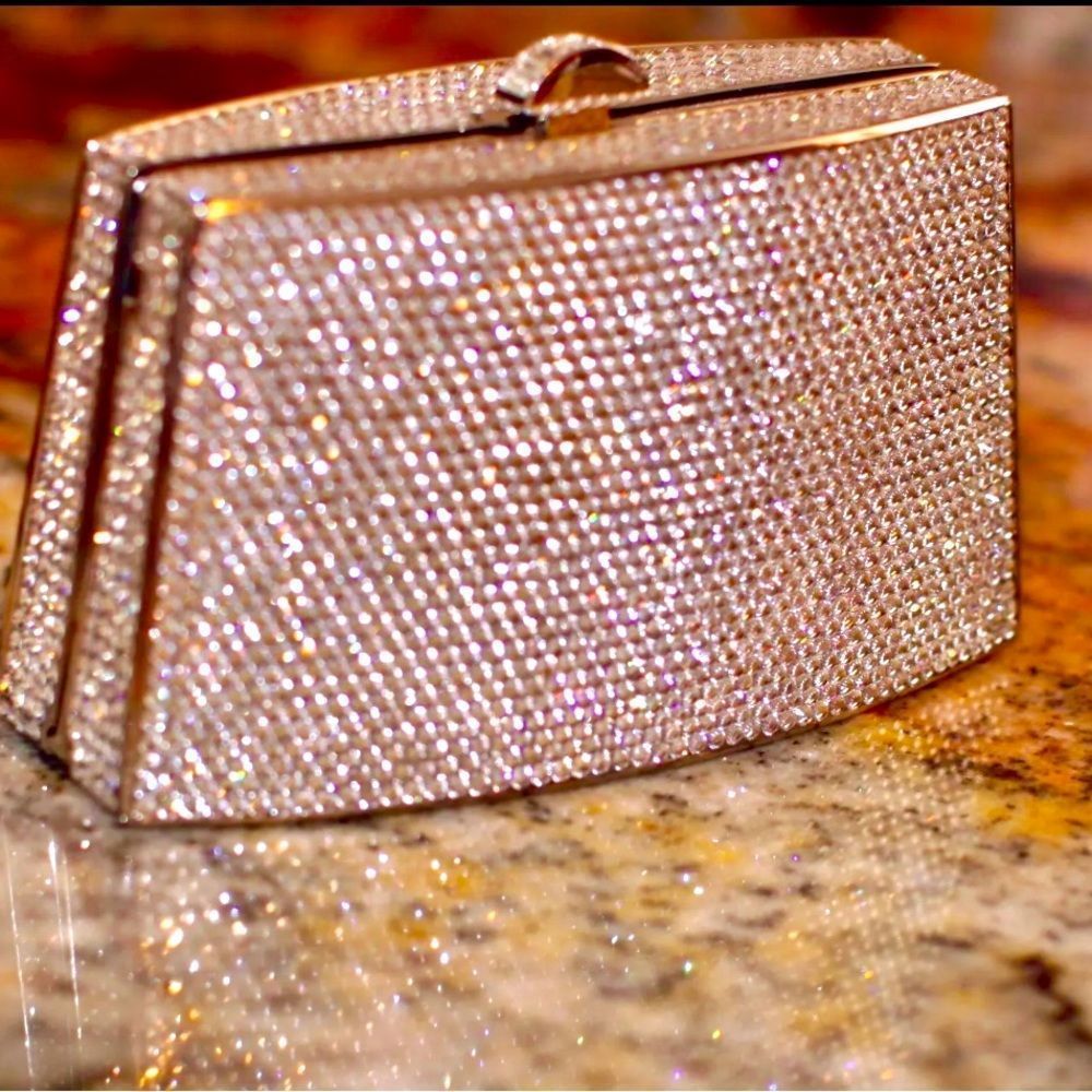 RARE JUDITH LEIBER SWAROVSKI CRYSTAL PAVE MINAUDIERE CLUTCH Vintage, collectors - Picture 1 of 17
